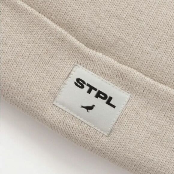 Staple Pigeon LABEL BEANIE 2211X7150 Stone Brand New Withtags - Picture 2 of 3